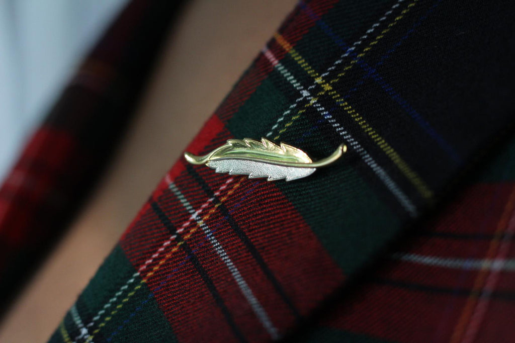 Vintage Minimalist Single Leaf Brooch