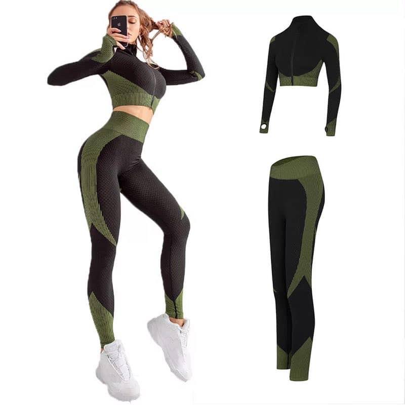 LE CHIC LADY The Nicki Set- Black and Green Athleisure Wear